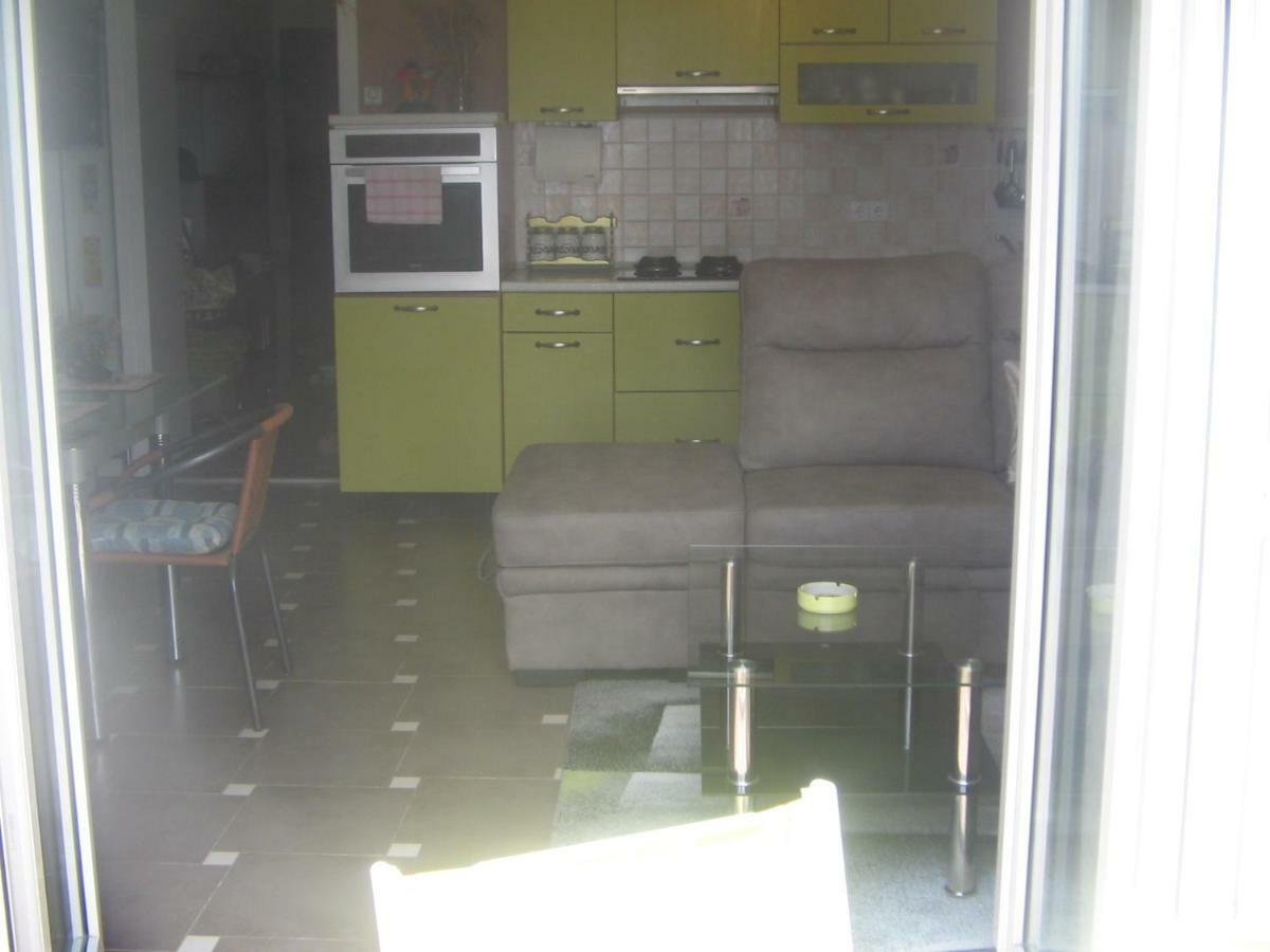 Ferienwohnung Apartman Karla Crikvenica Exterior foto
