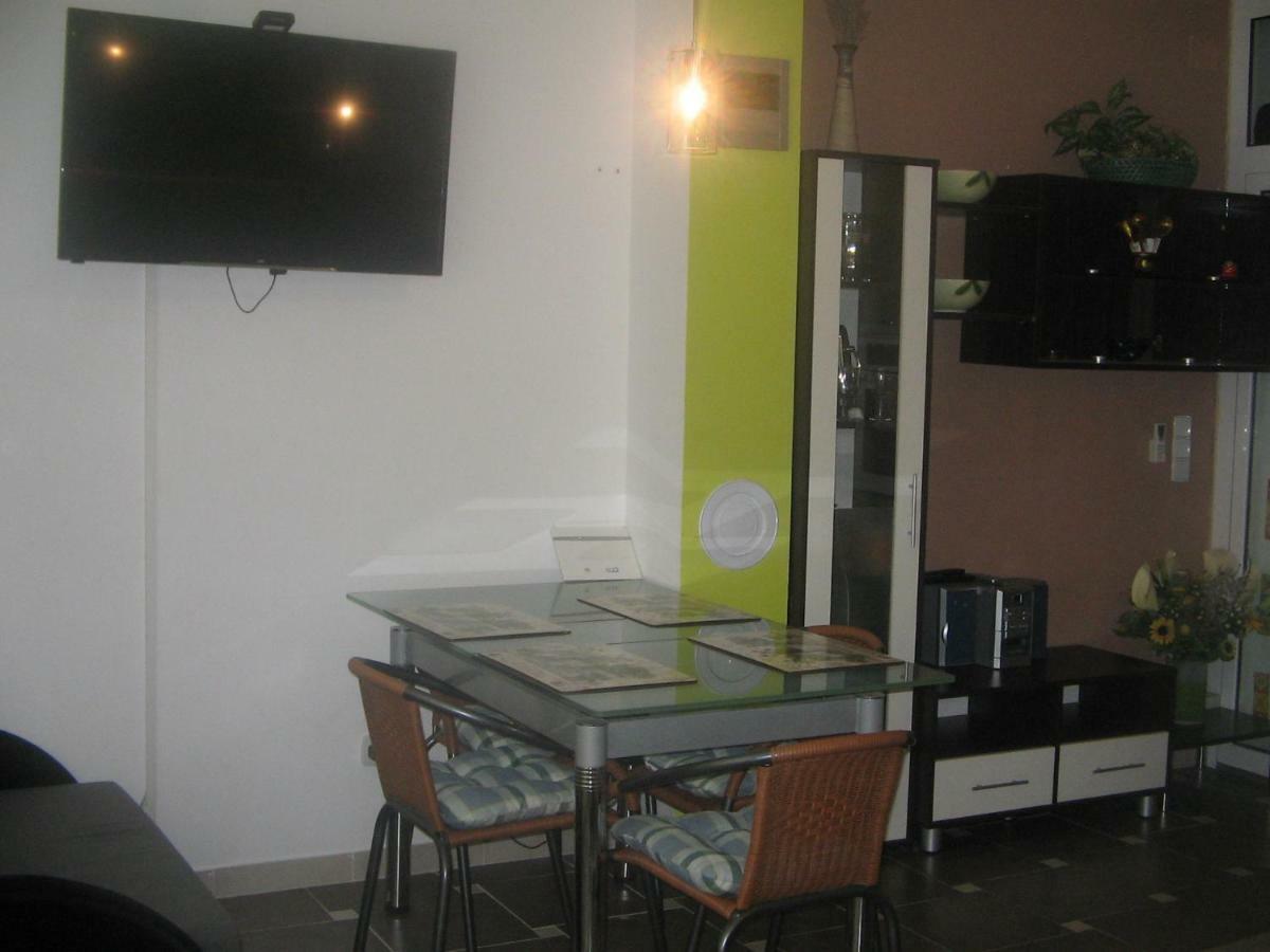 Ferienwohnung Apartman Karla Crikvenica Exterior foto