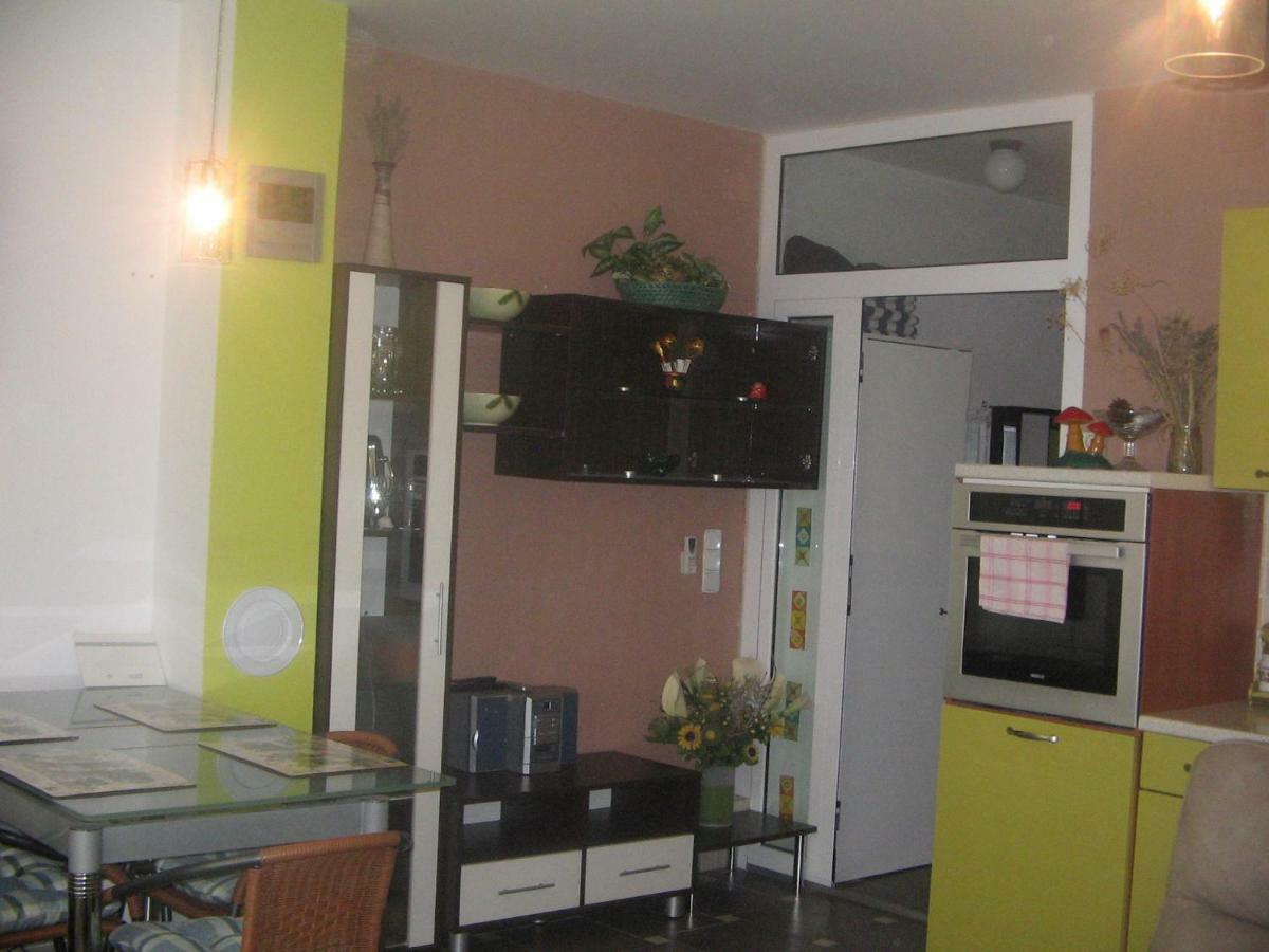 Ferienwohnung Apartman Karla Crikvenica Exterior foto